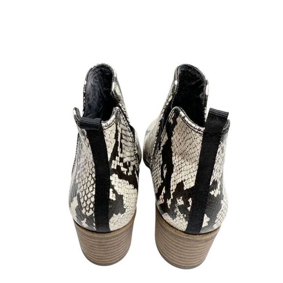 Dr. Scholl’s Boots Size 6 Teammate Snakeskin Block Heel Round Toe Ankle Boot - Picture 6 of 8